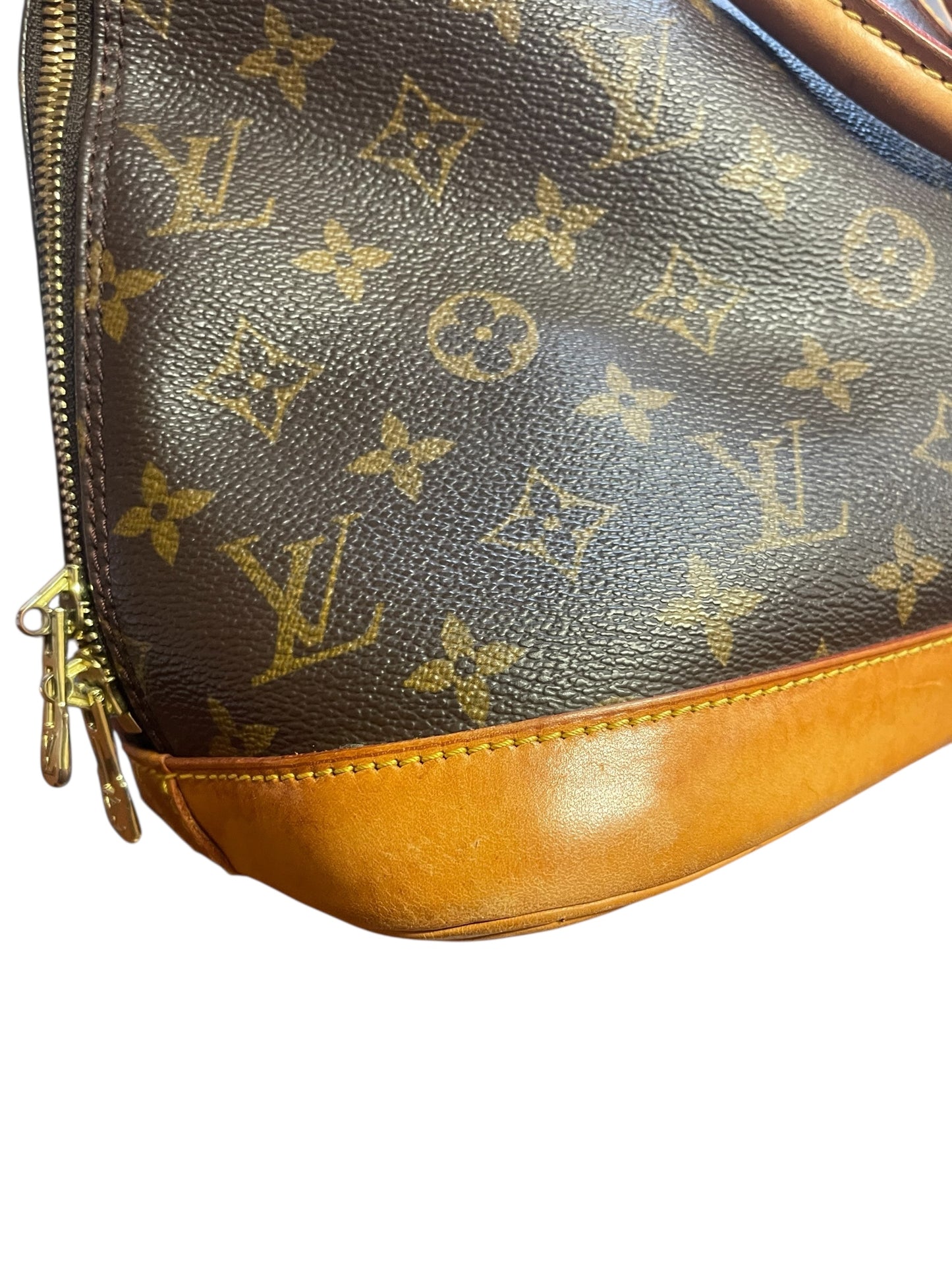 Authentic Pre-Owned Louis Vuitton Alma Monogram Very Good Condition