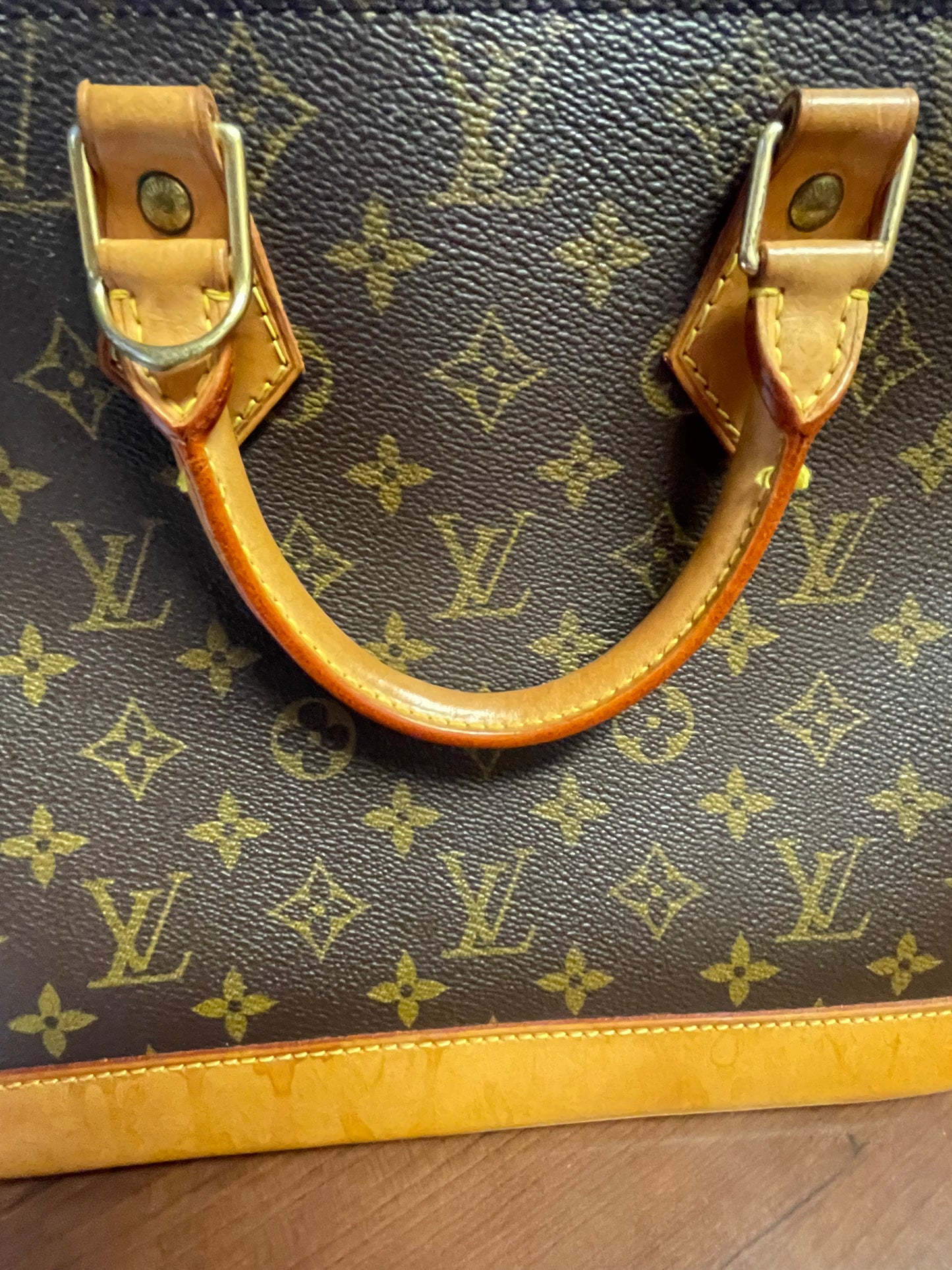 Authentic Pre-Owned Louis Vuitton Alma Monogram Very Good Condition